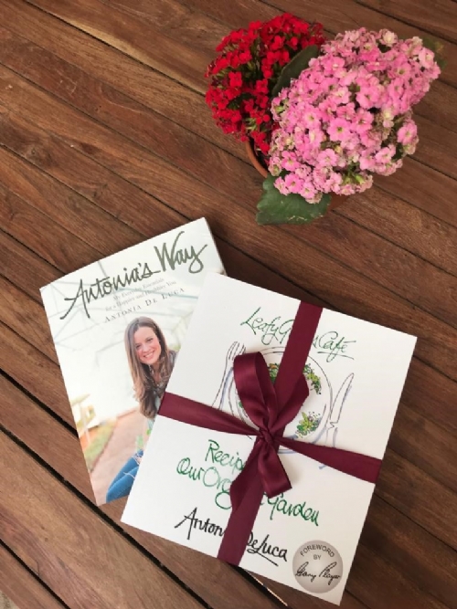 Book Combo - Antonia