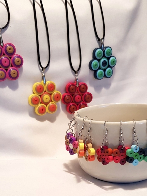Quilling Flower Earring & Necklace Set