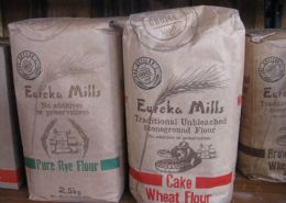 Stone Ground Bread Flours - 2.5KG (White, Brown,W/meal Pure Rye, W/Meal Rye, Crushed Rye, Cake)